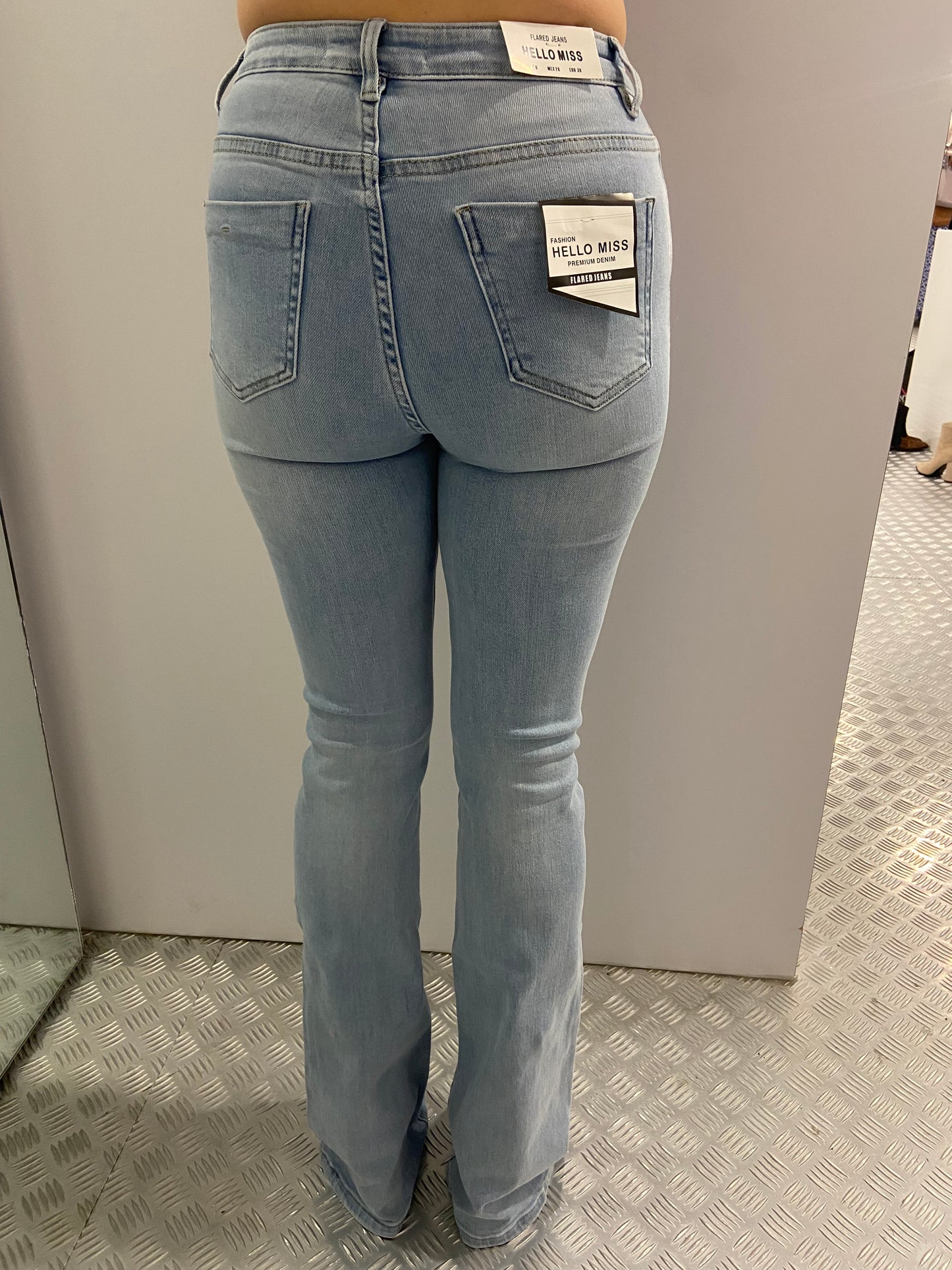 Lichtblauwe flared jeans Hello Miss