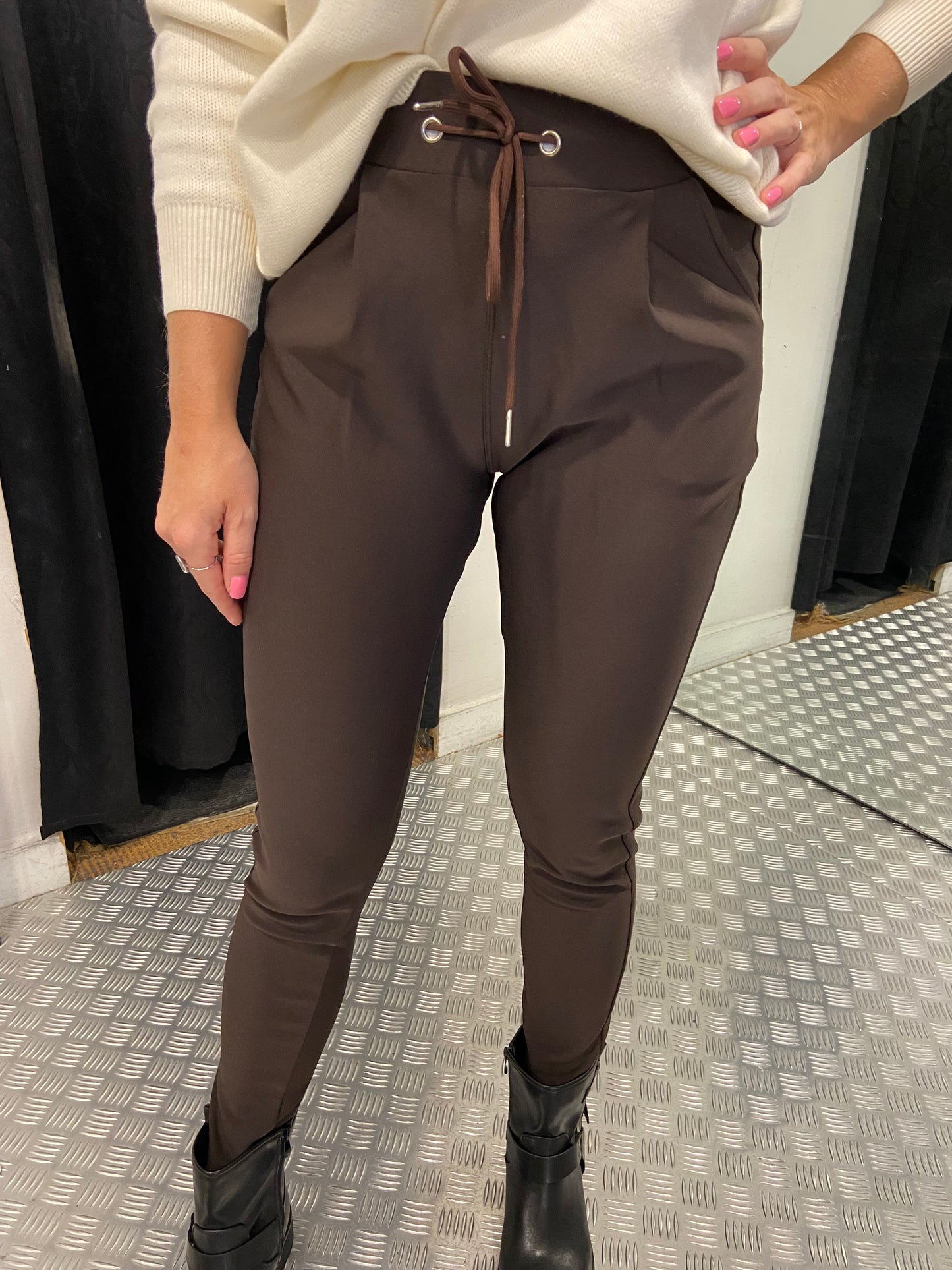 Bruine jogging pants