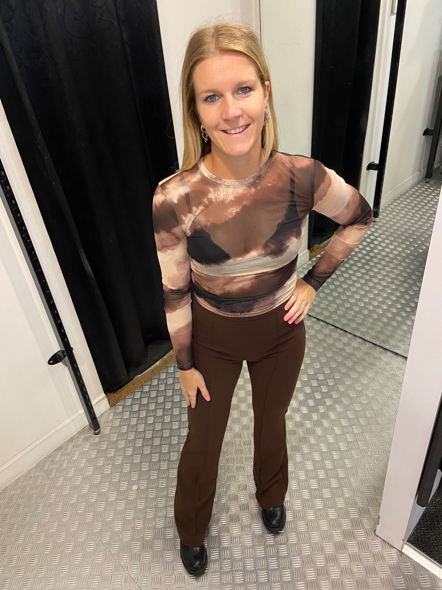 Brown marble mesh top by swan
