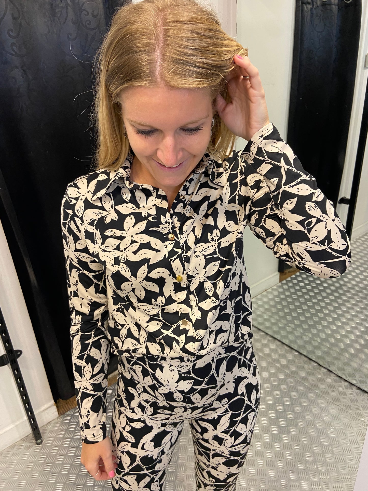 Flower blouse by swan