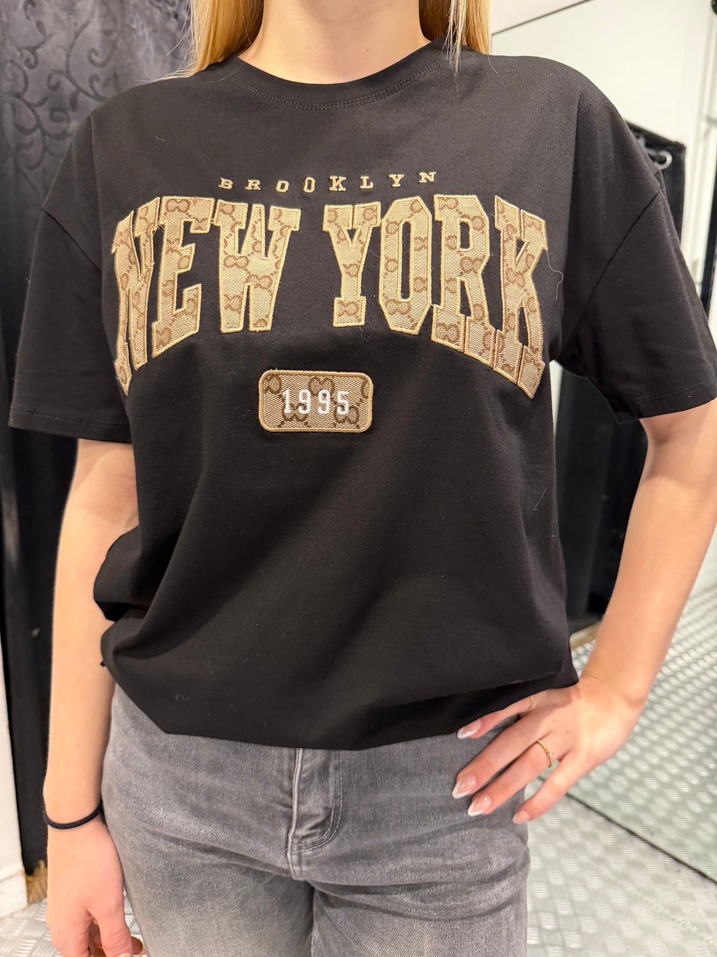 New york tshirt black