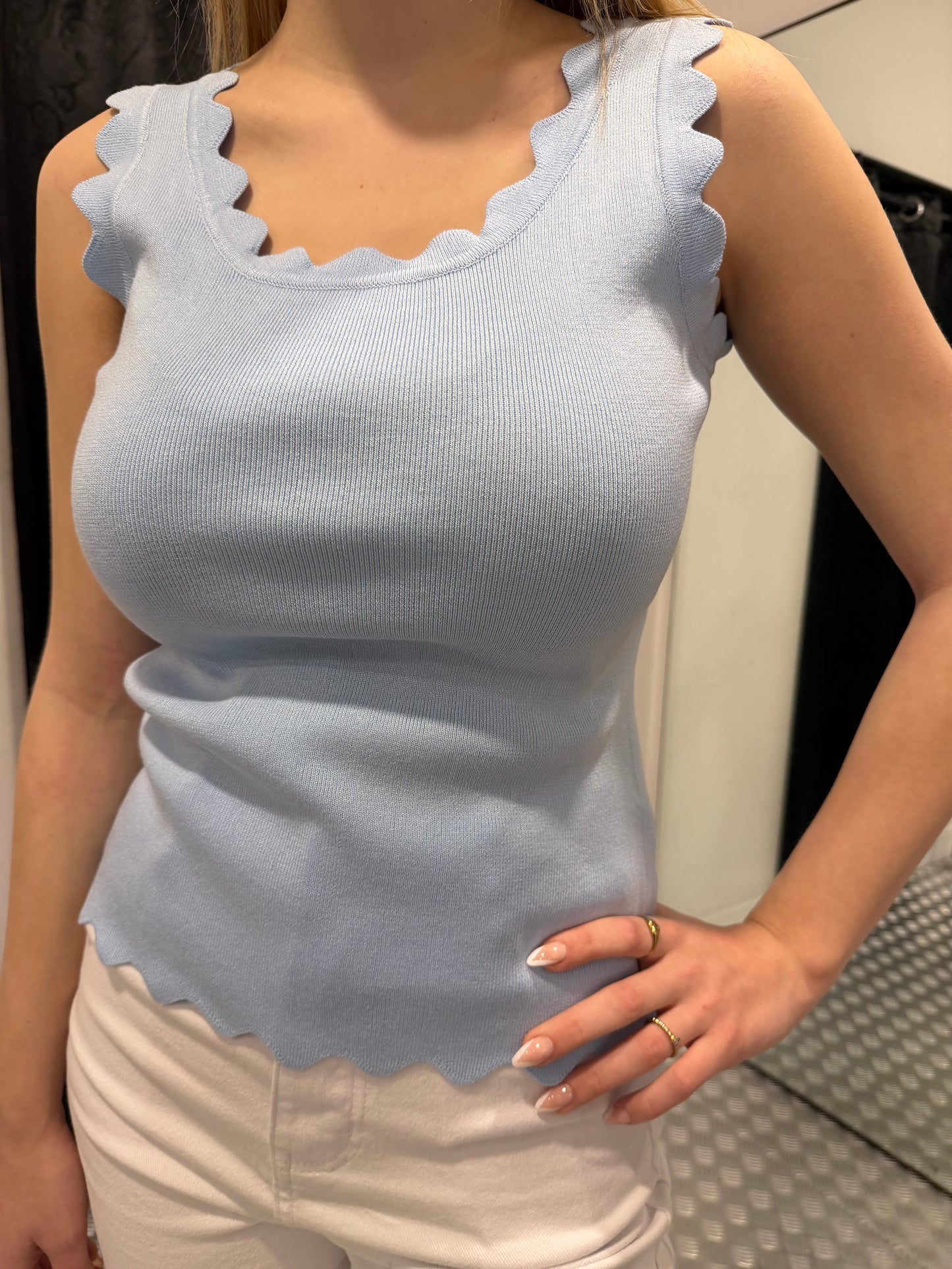 Lichtroze top kartelrand