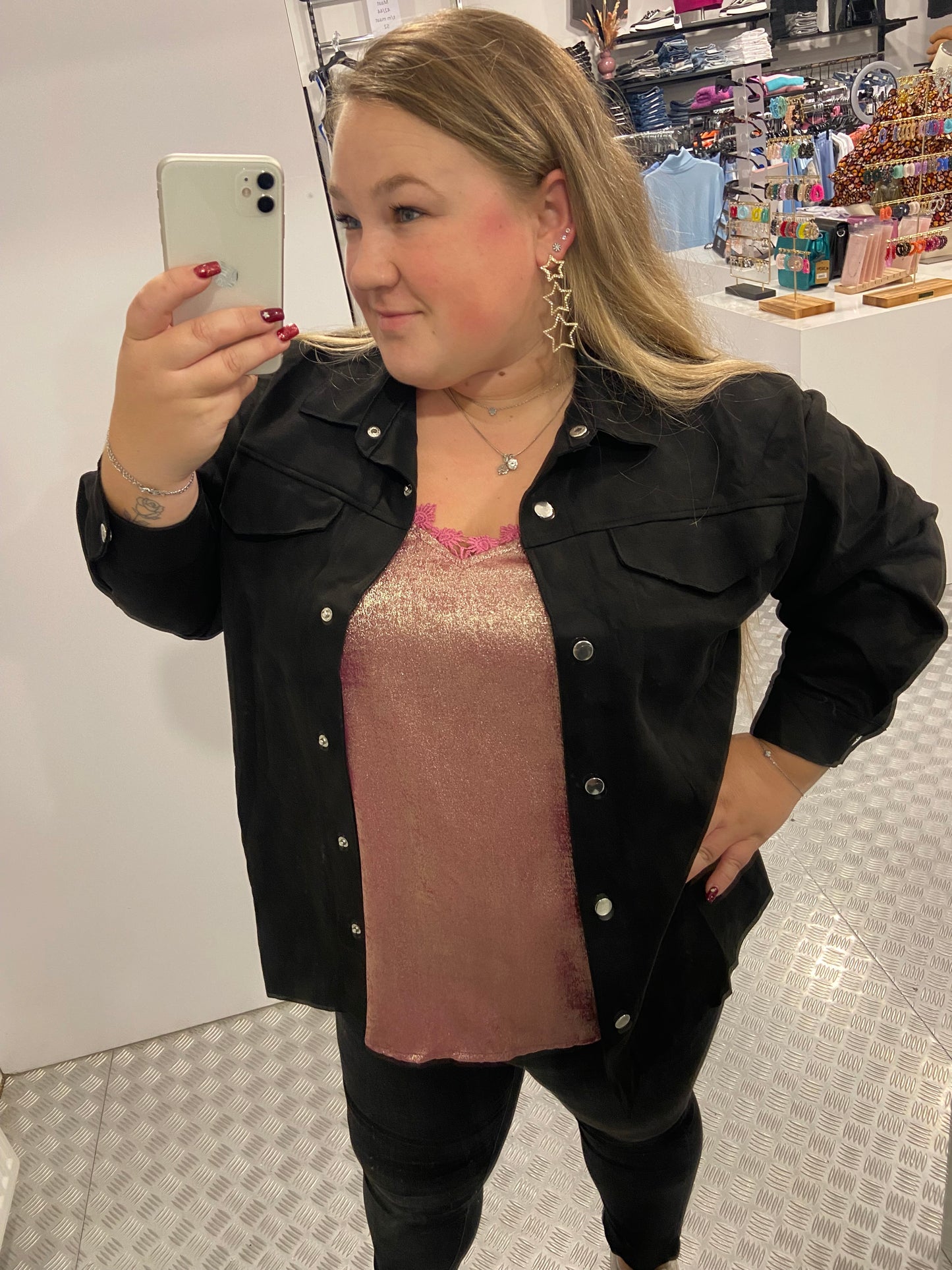 Suedelook zwarte blouse