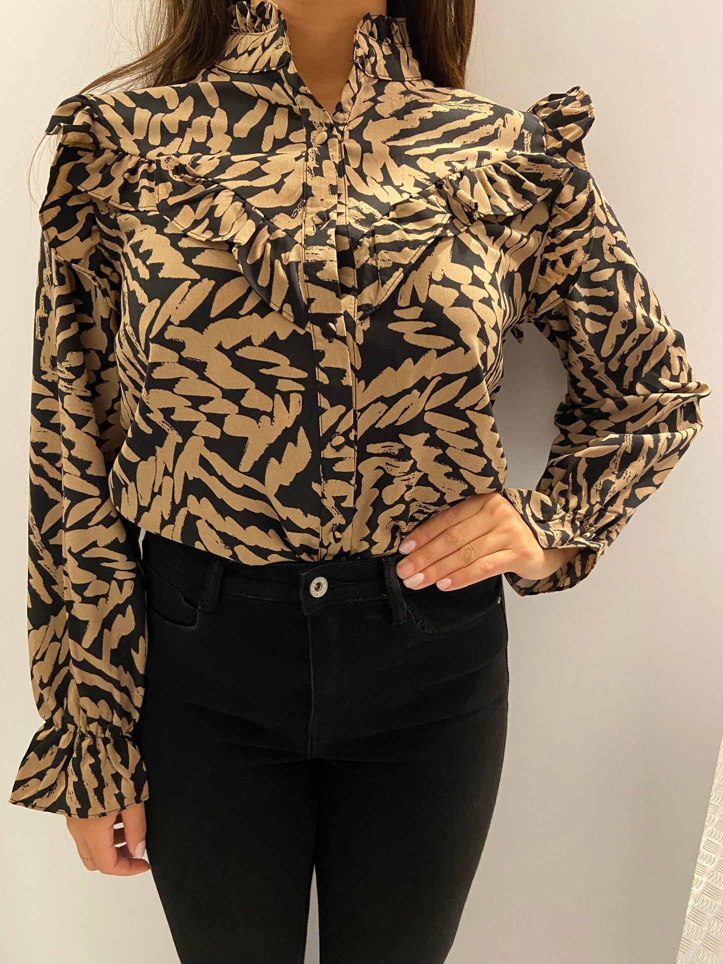 Autumn ruffle blouse