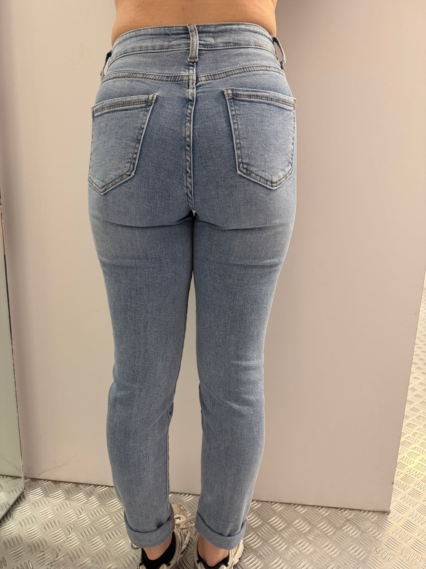 Medium regular fit jeans HM