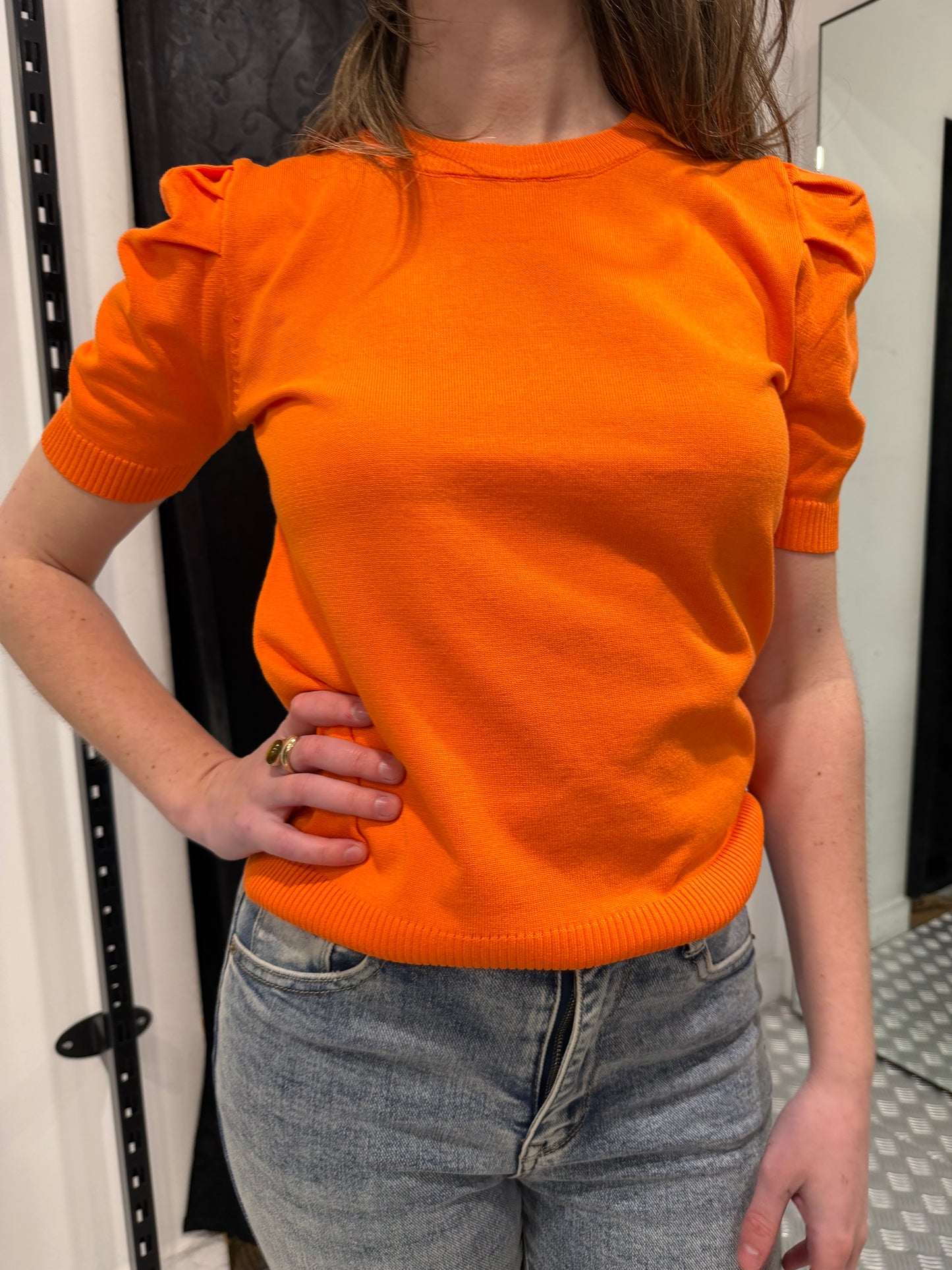 Oranje top pofmouw