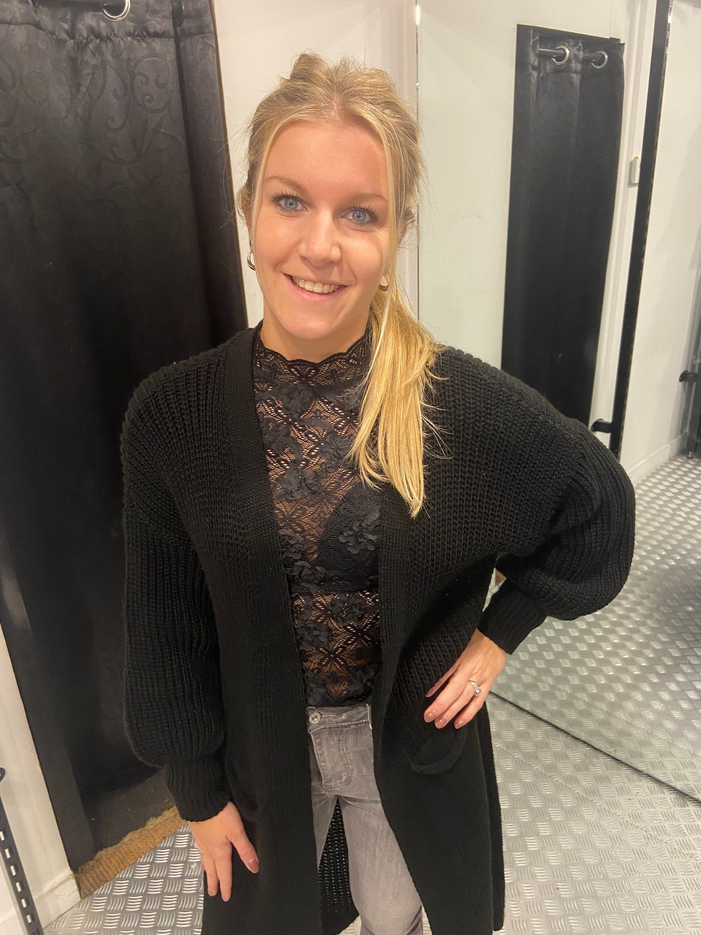 Zwart losvallend vest