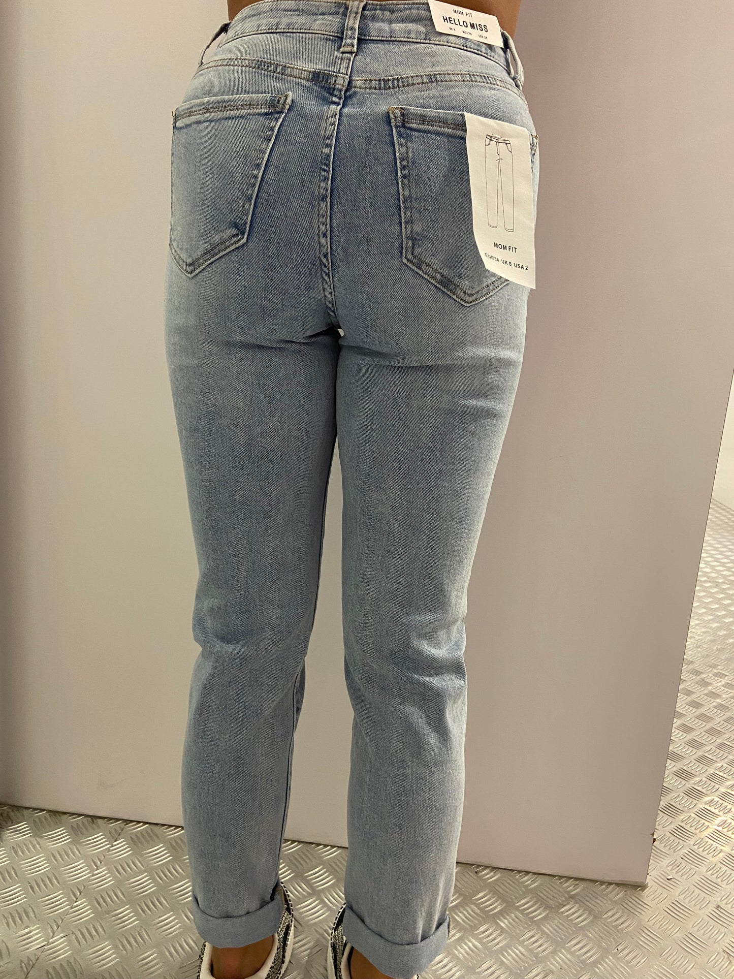 Lichtblauwe mom fit jeans HM 306-2