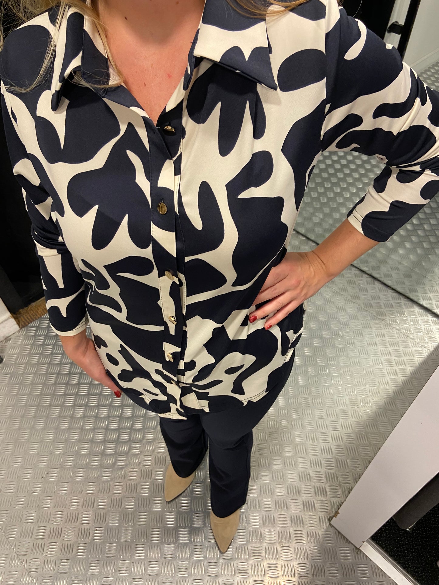 Blue flower travel blouse by swan