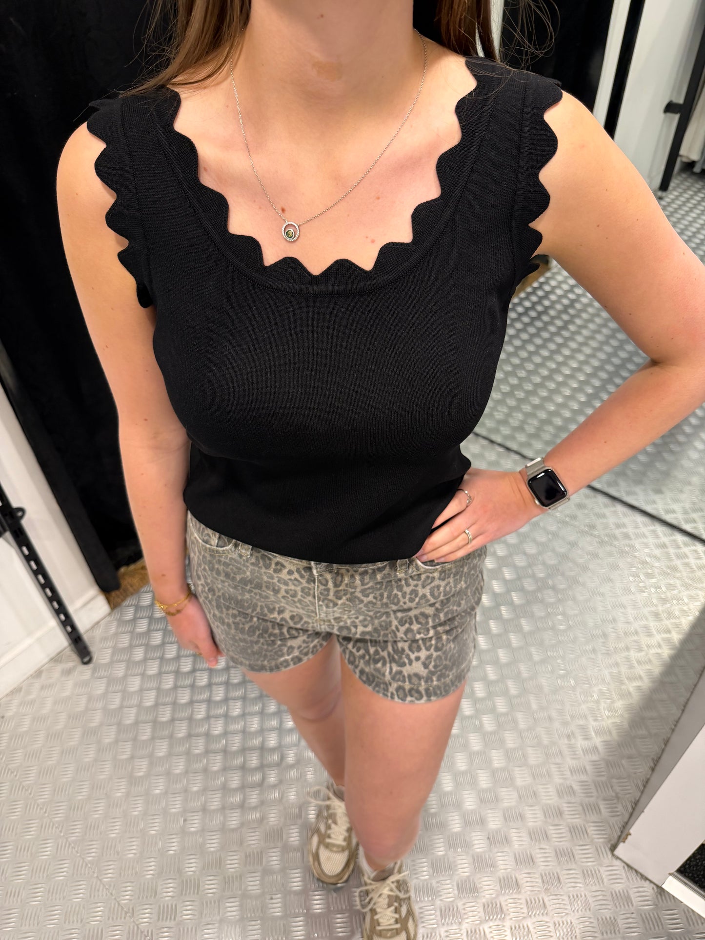 Zwarte kartelrand top by clara