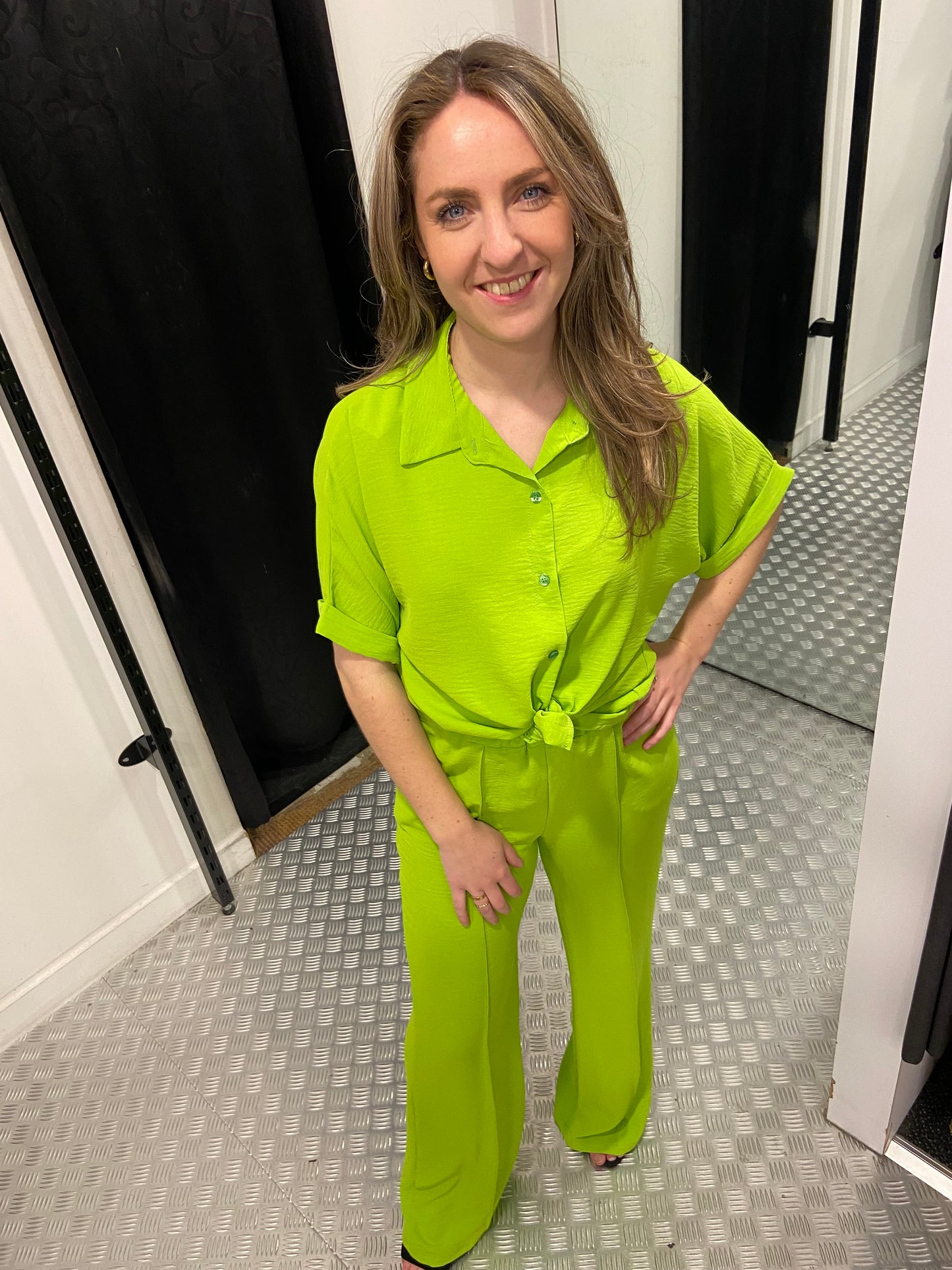 Lime blouse met knopen
