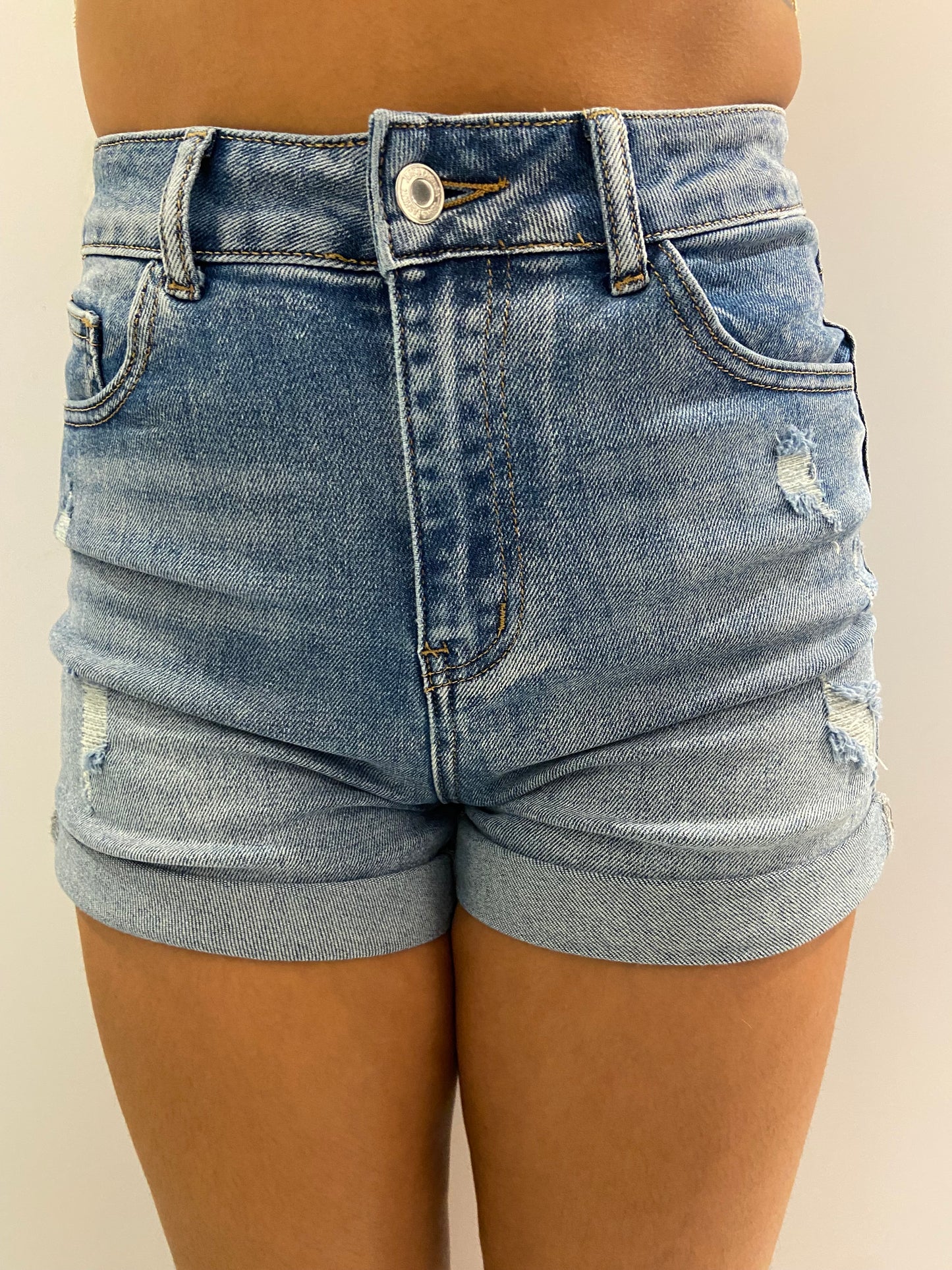 Kathy denim short destroyed