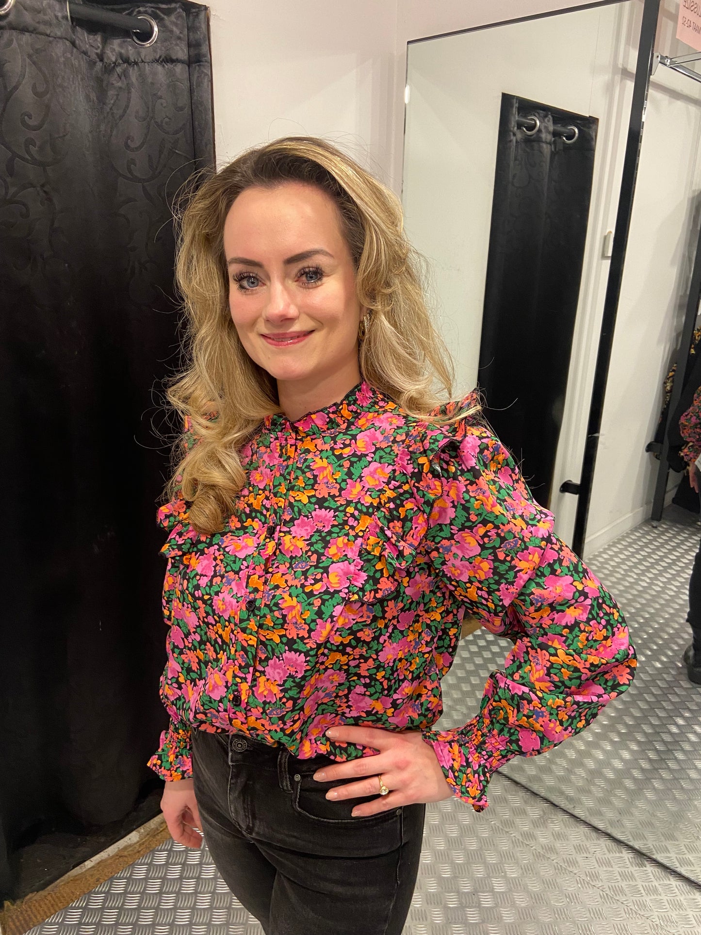 Flower ruffle blouse