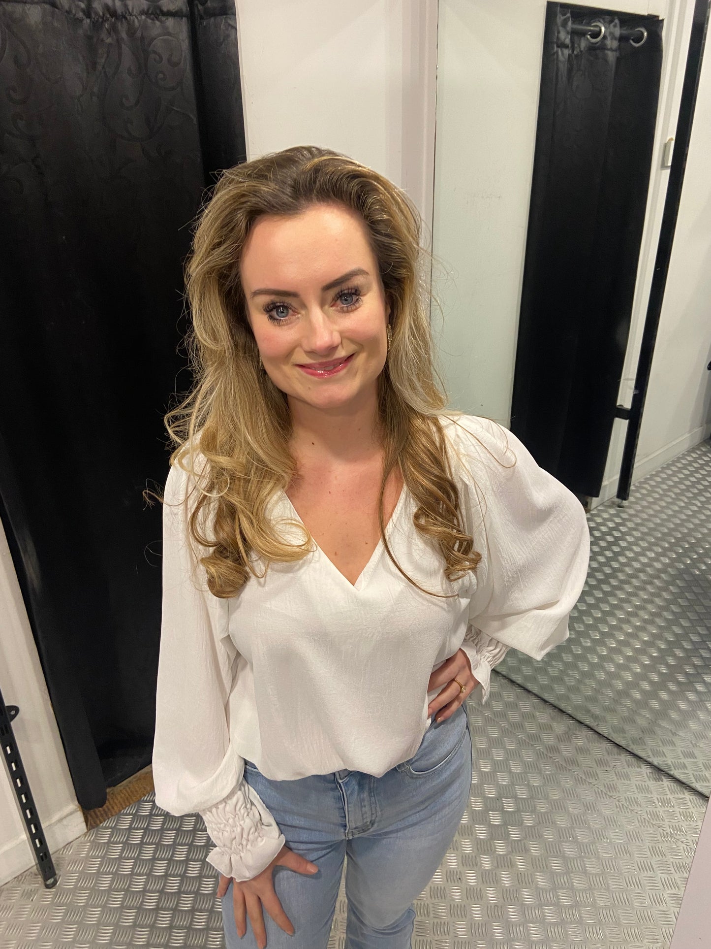 Lichtroze vhals blouse