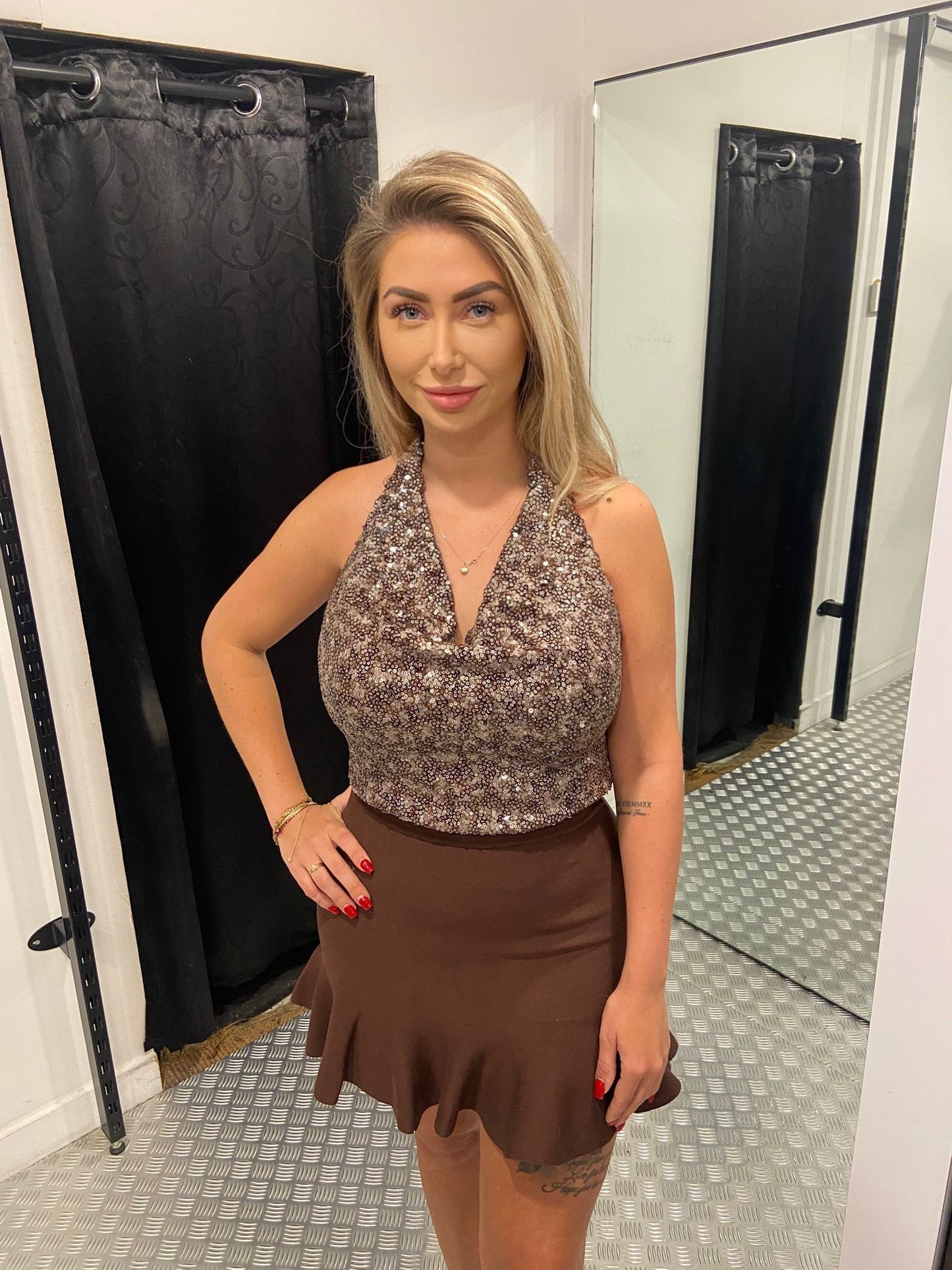 Sequin shiny haltertop