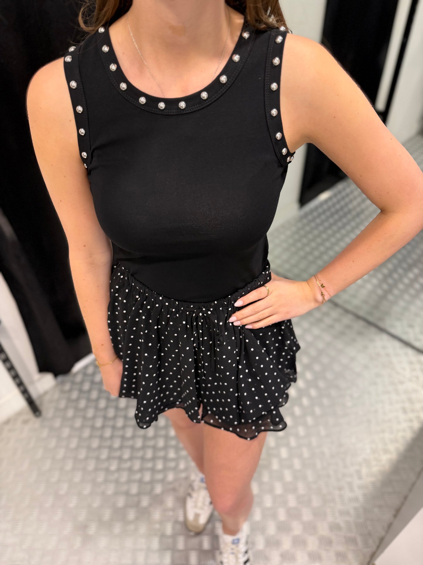 Black top studs