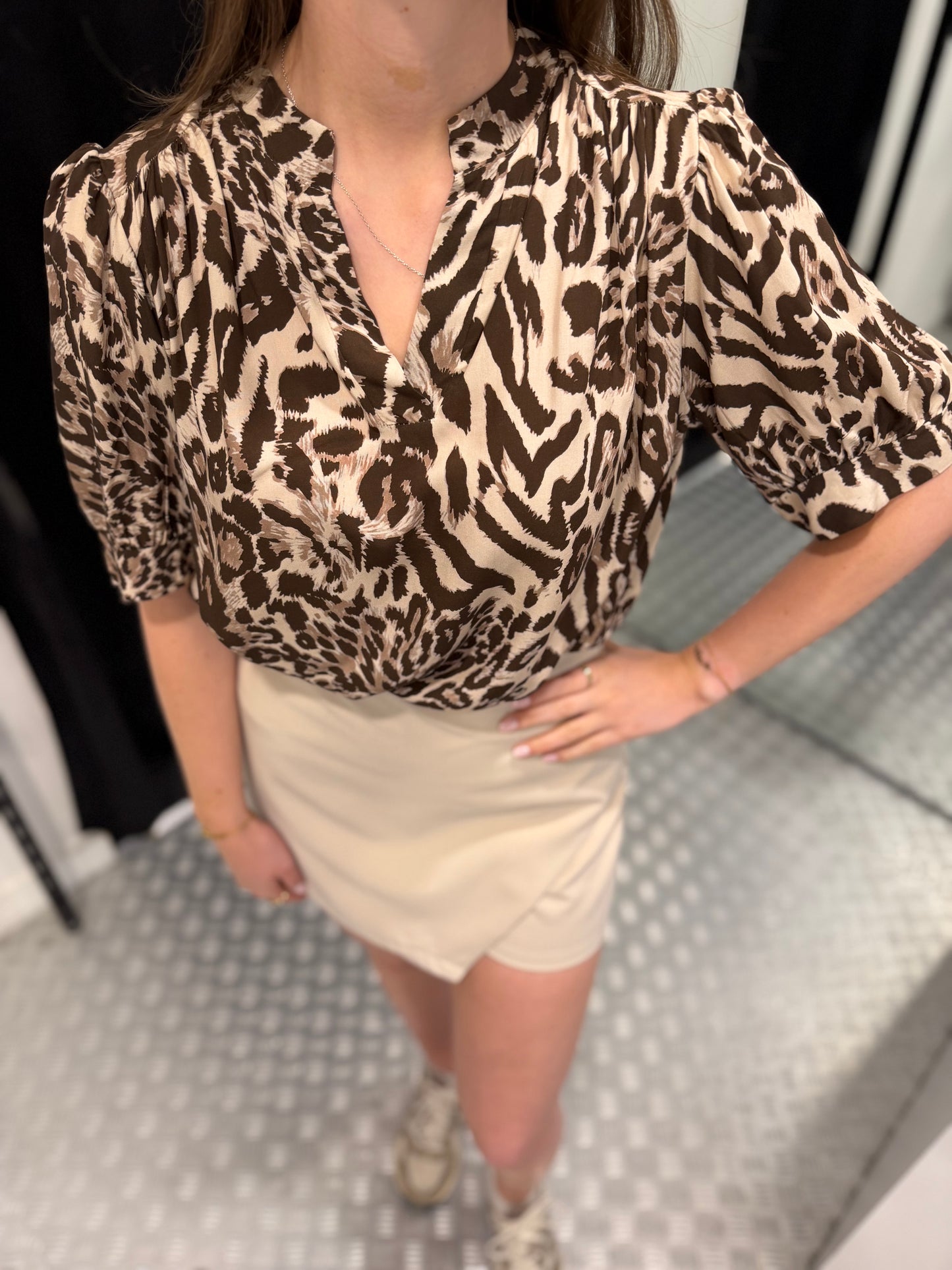 Animal beige blouse