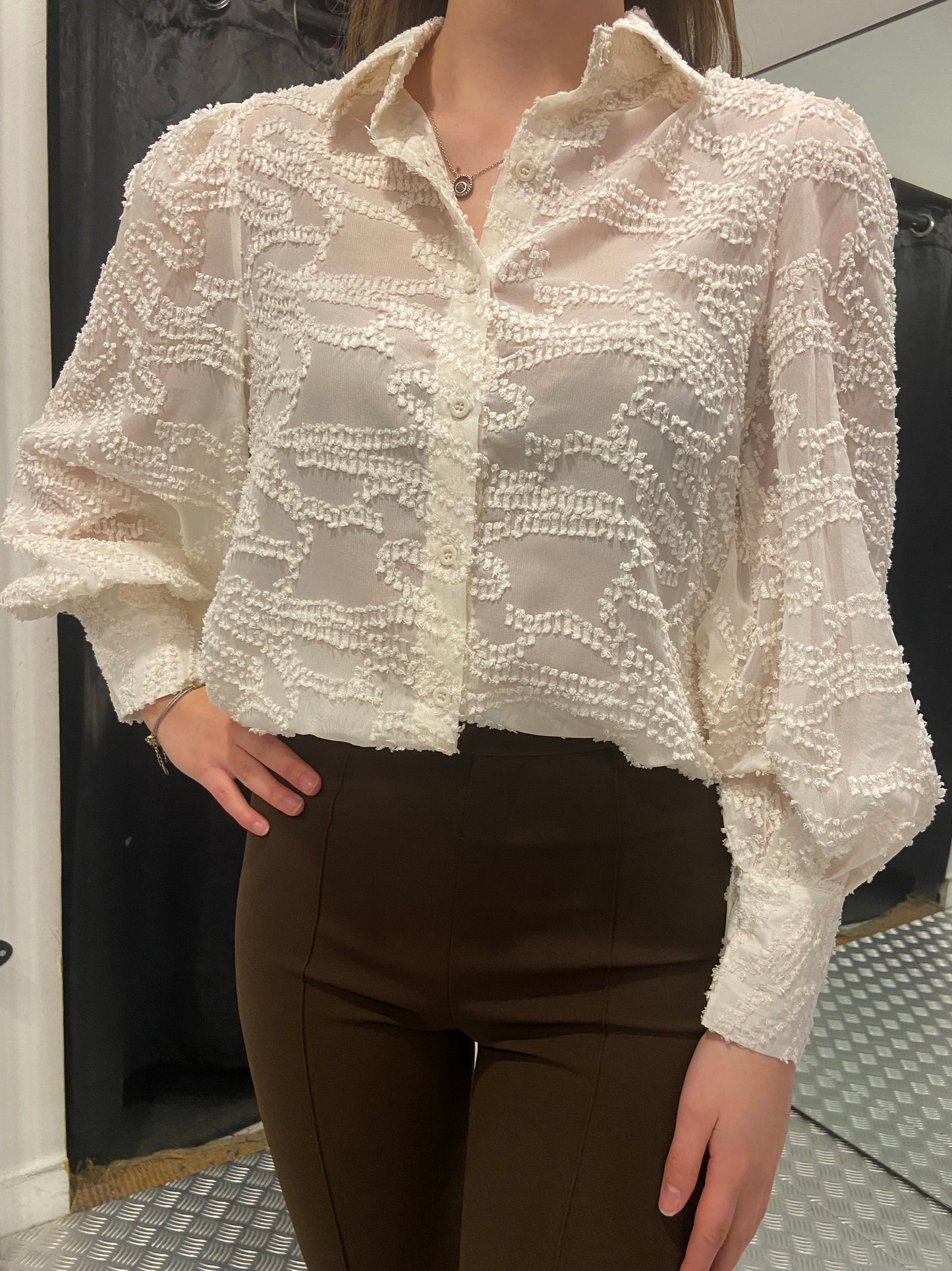 Creme amaya blouse