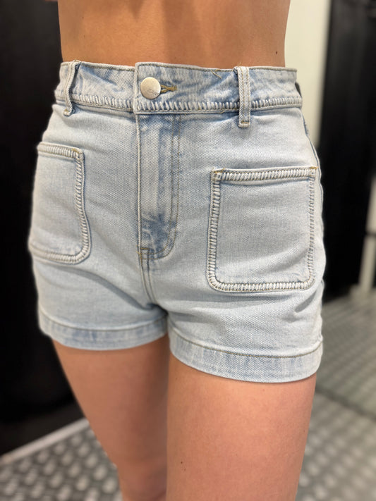 Light blue denim short redial