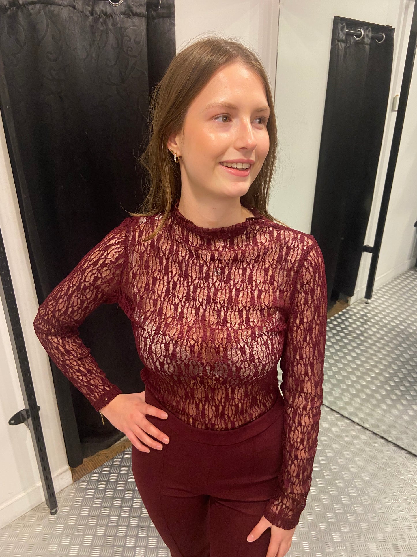 Bordeaux lace top