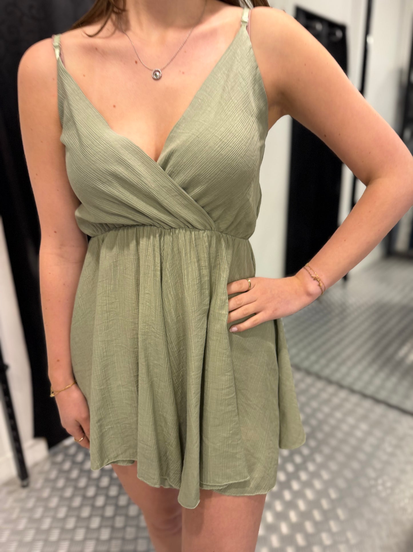 Lindegroene playsuit