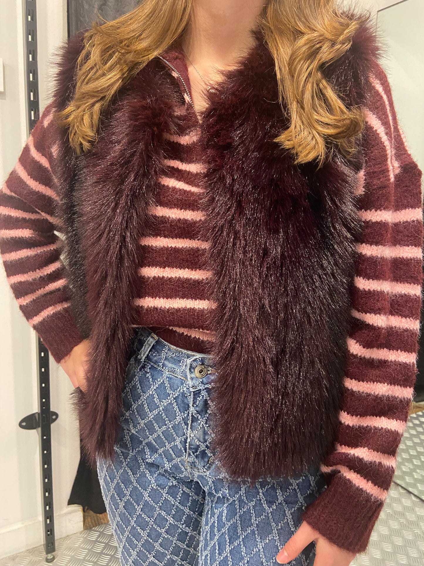 Plum fluffy gilet