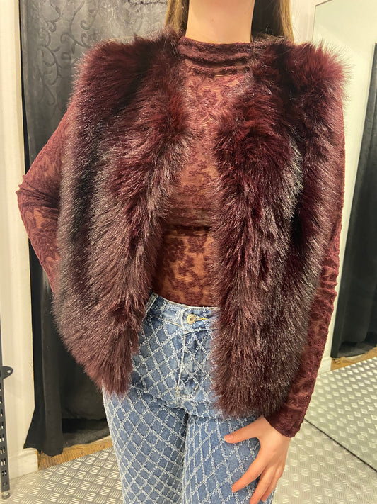 Plum fluffy gilet
