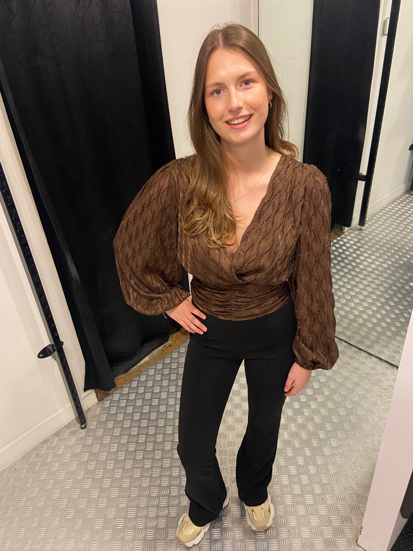 Shiny brown cropped top