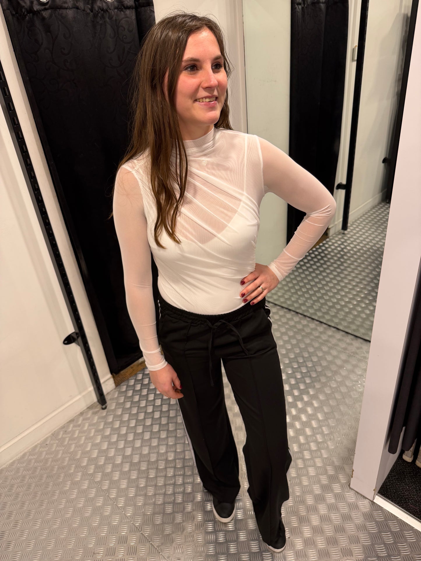 White mesh body by swan