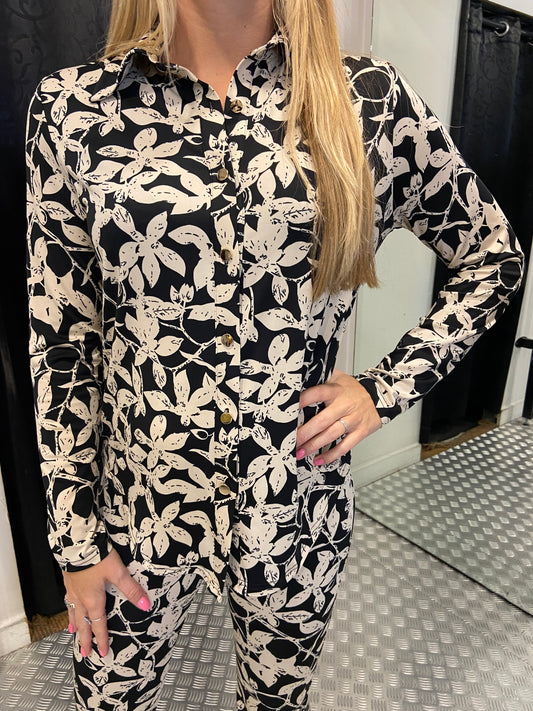 Flower blouse by swan