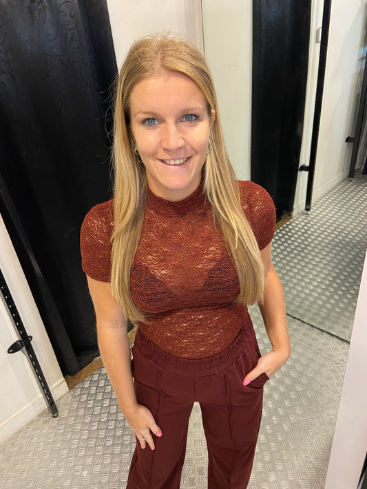 Bordeaux lace top