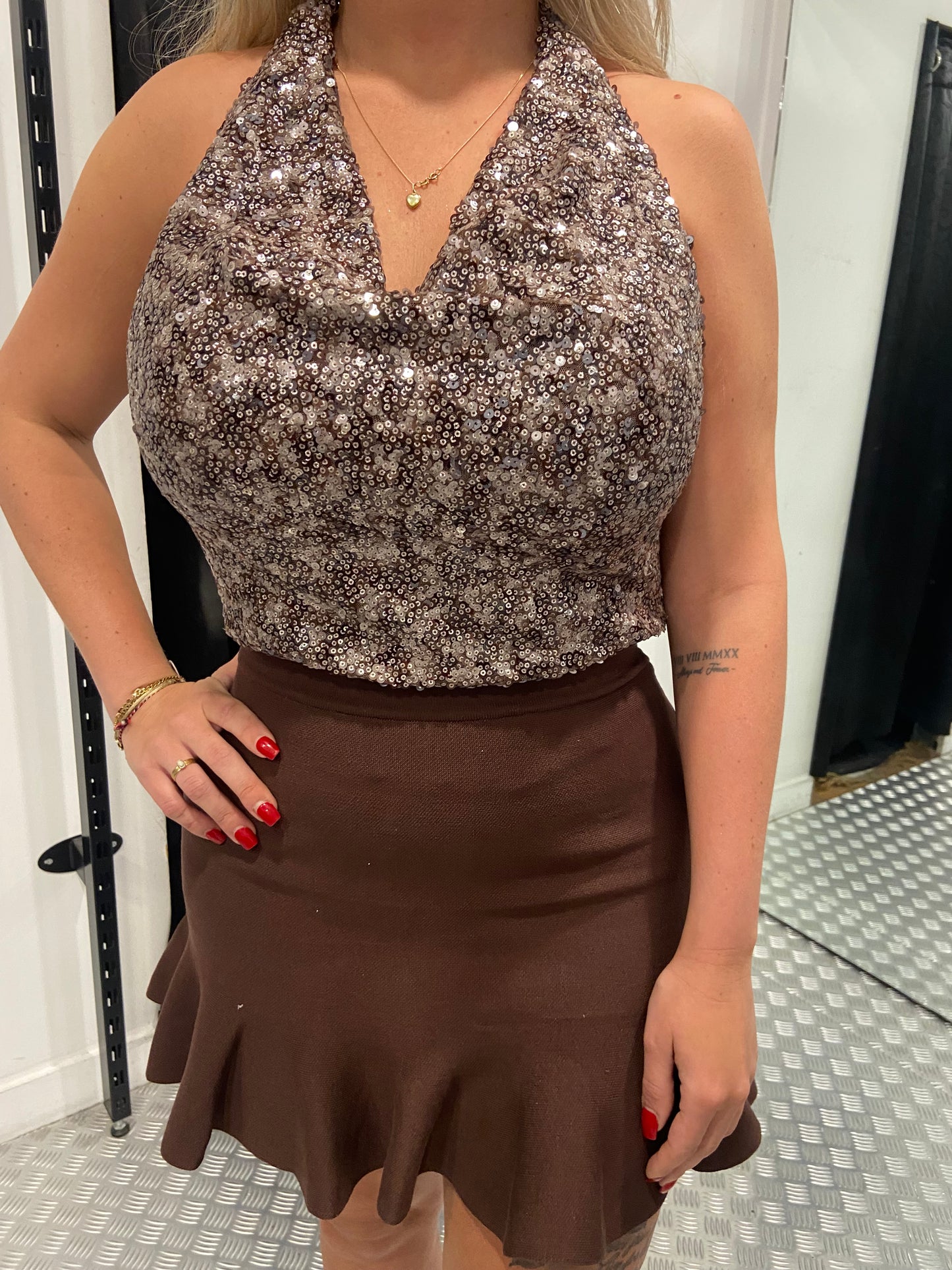 Sequin shiny haltertop