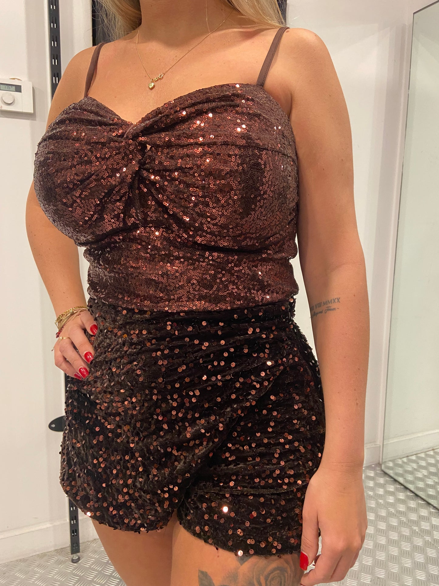 Brown velvet paillet skort