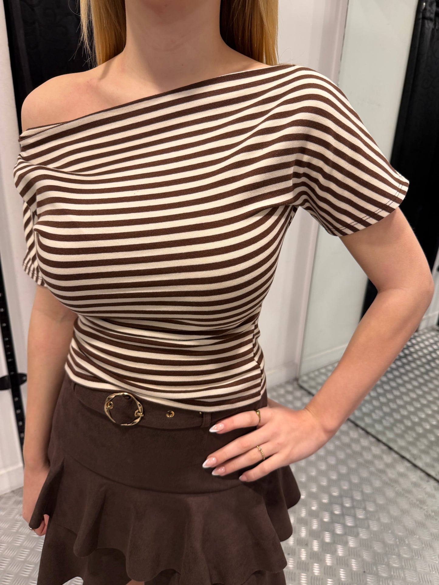 Suedelook bruine ruffle skort
