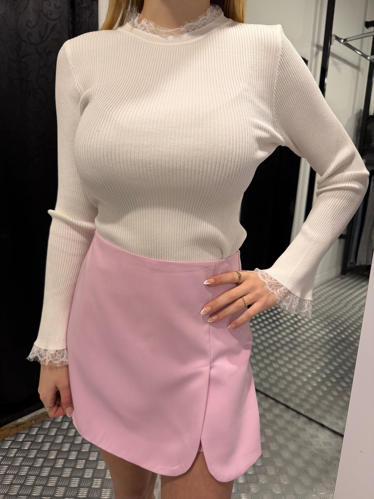 Witte top flared mouw lace