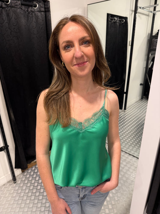 Guccigroene top met kant