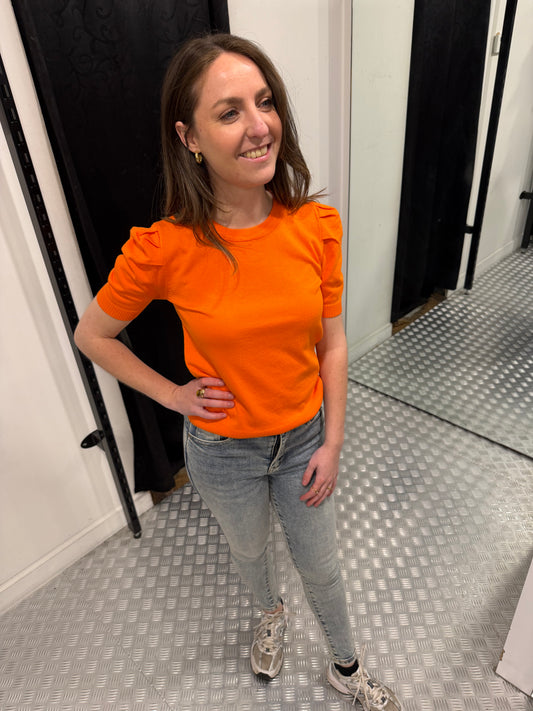Oranje top pofmouw
