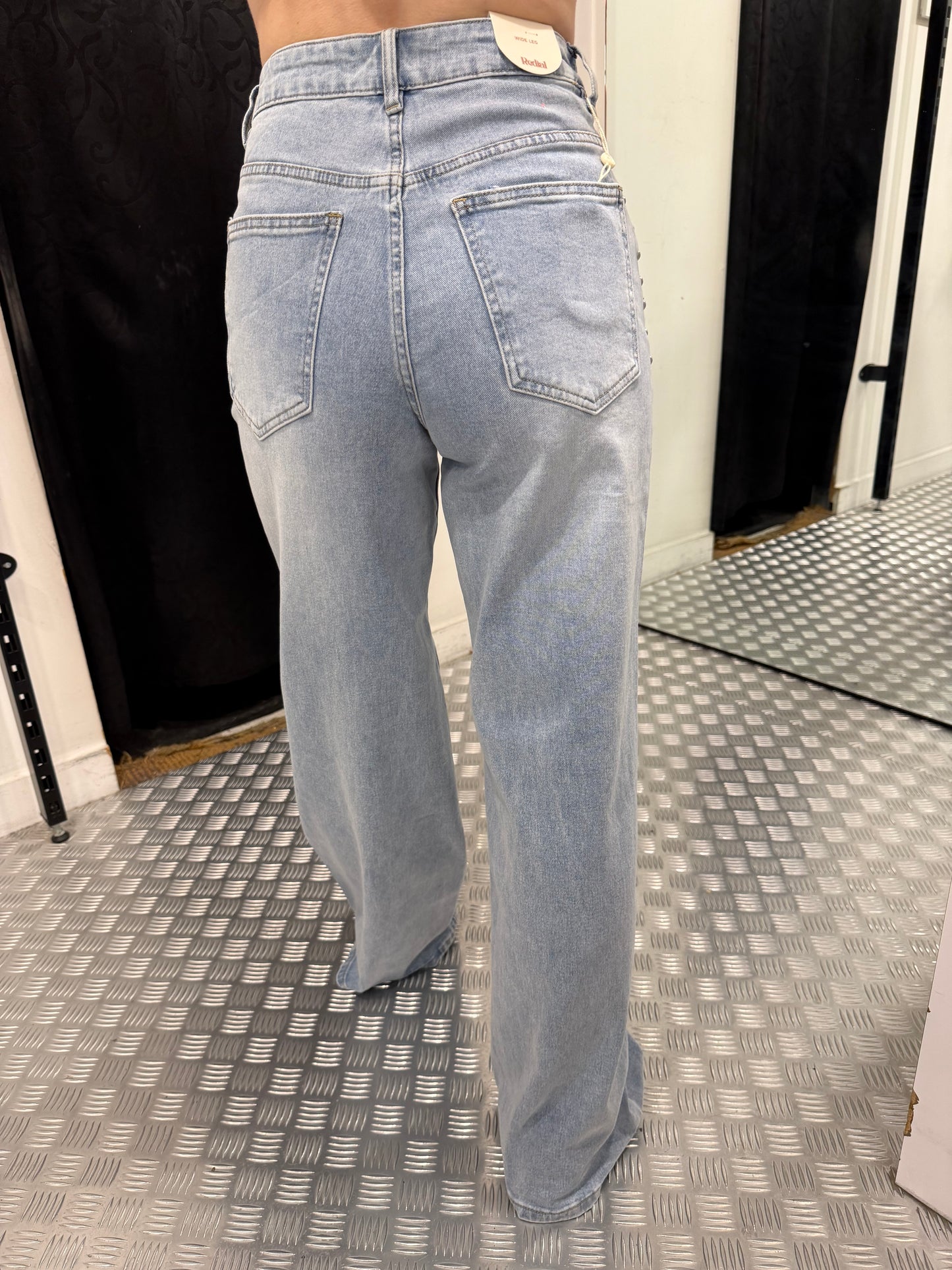 Musthave studs wide leg jeans