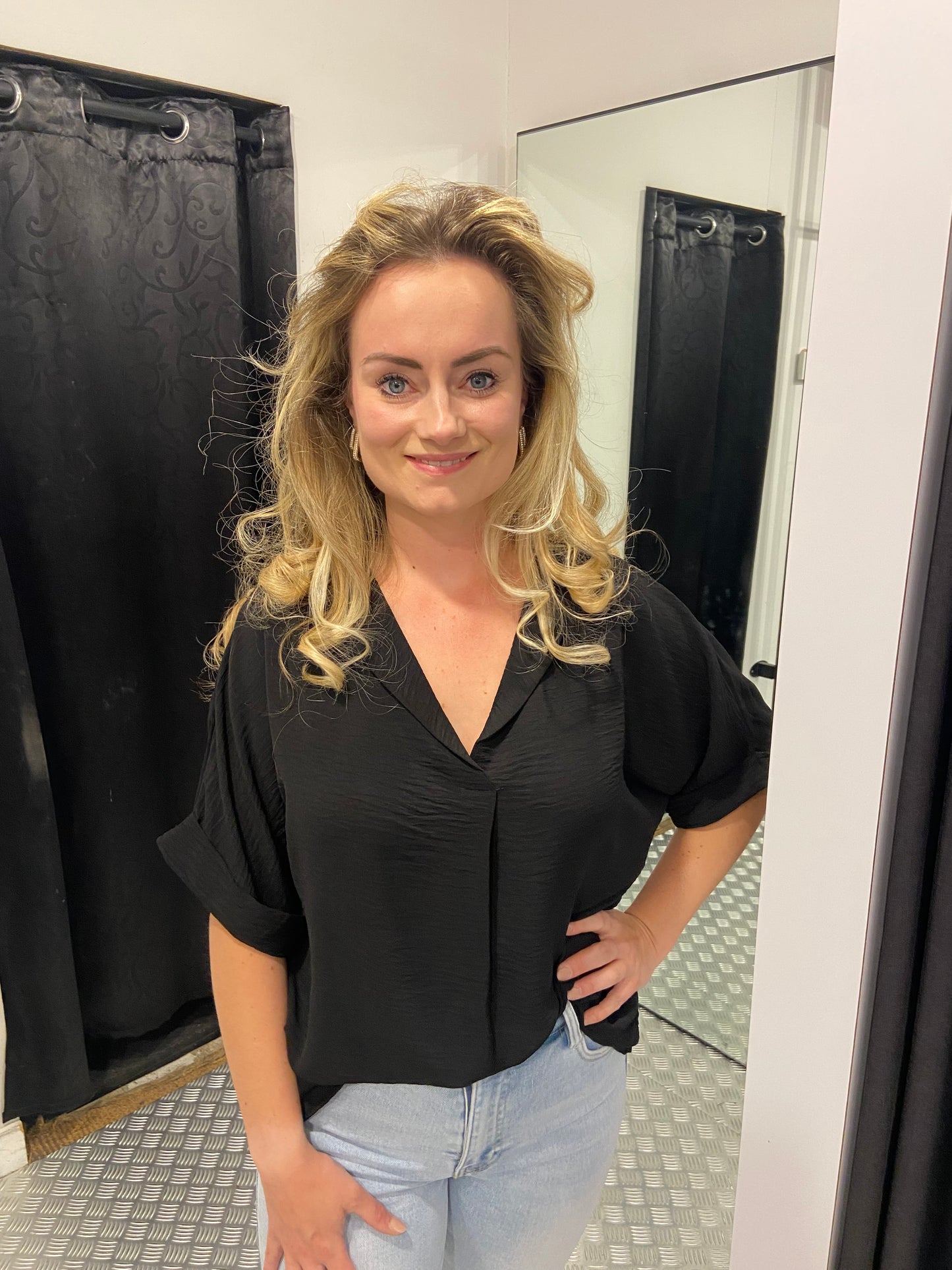 Vhals blouse zwart
