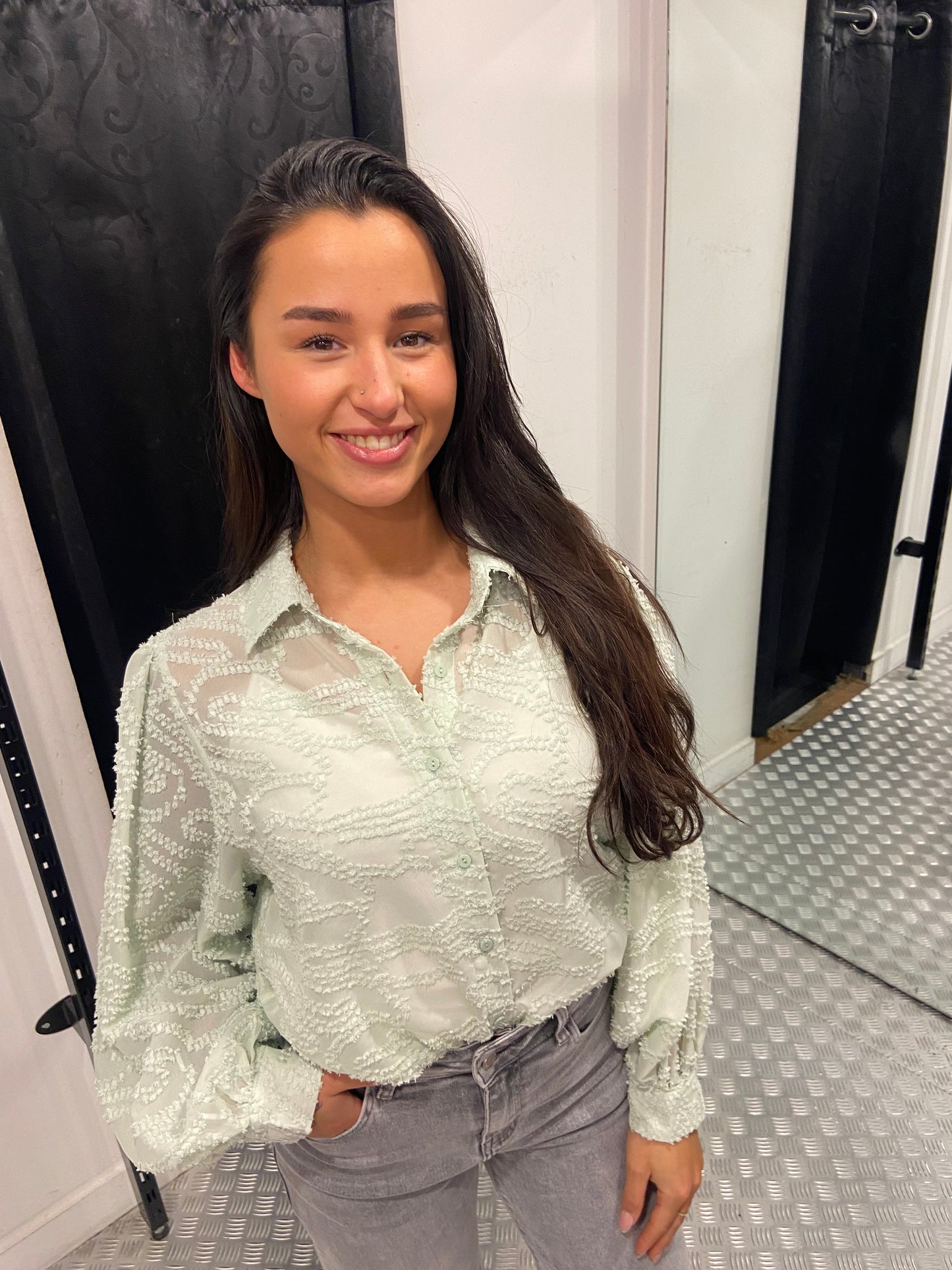 Chain mint blouse