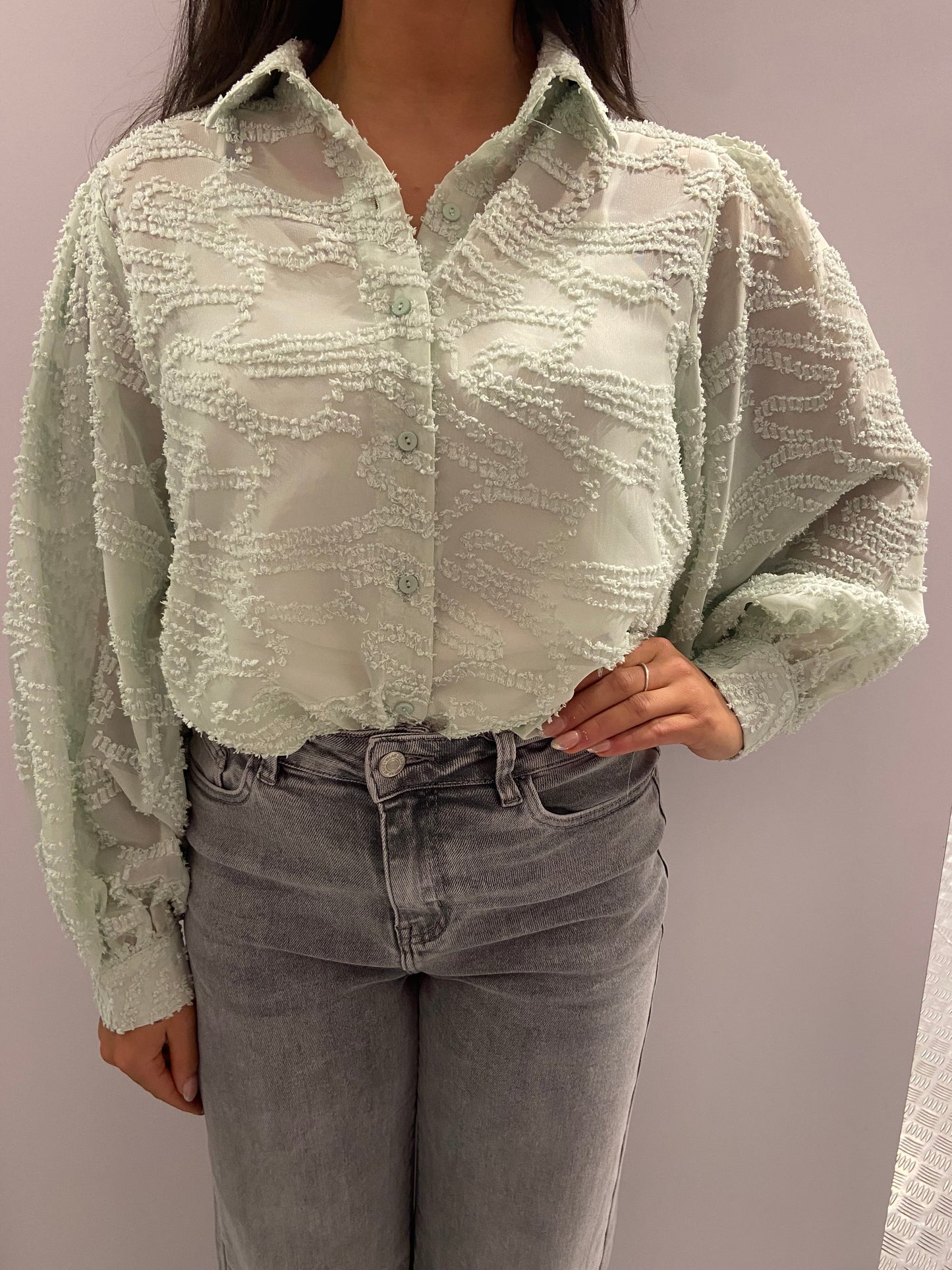 Chain mint blouse