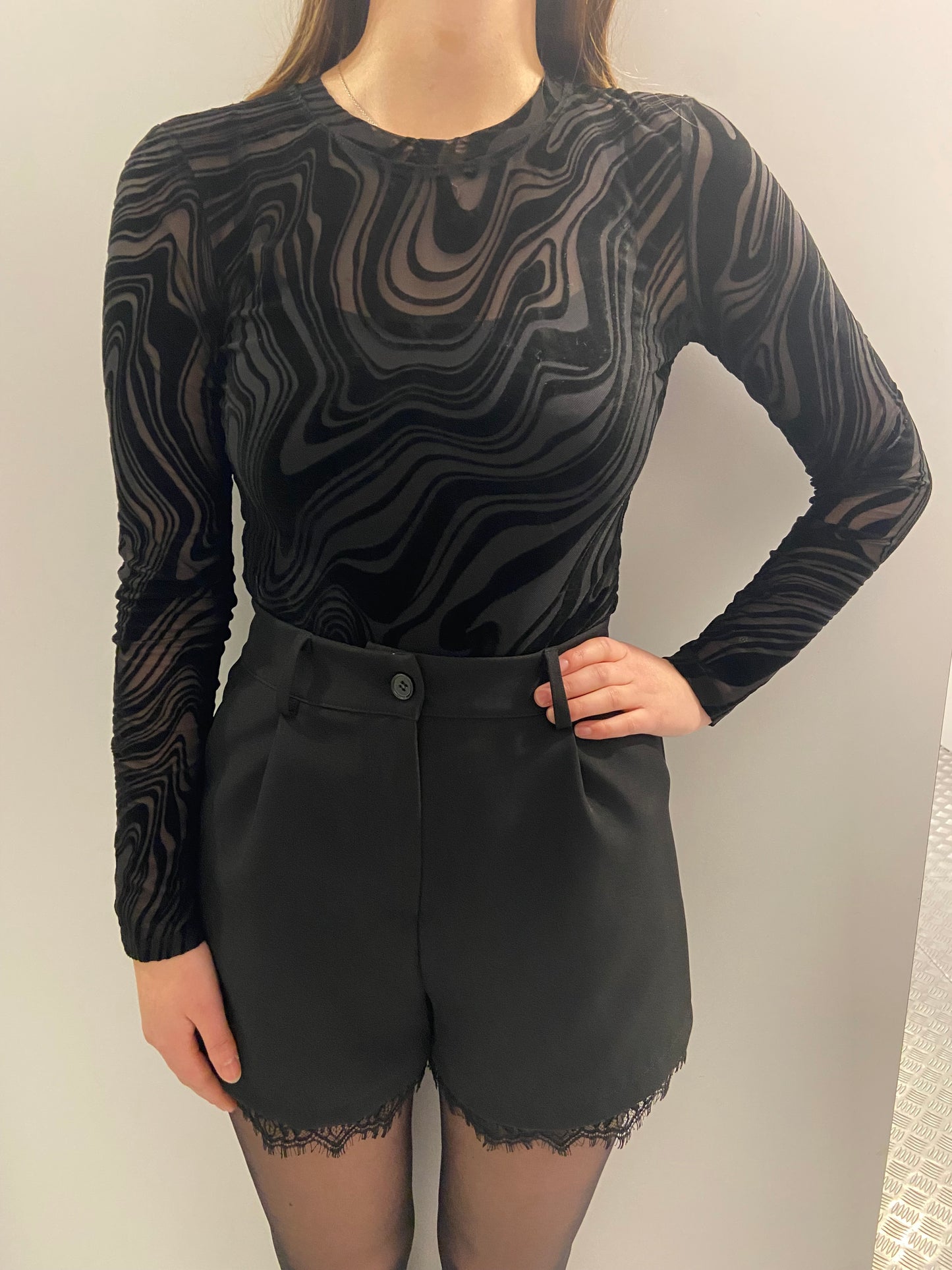 Black velvet body by swan