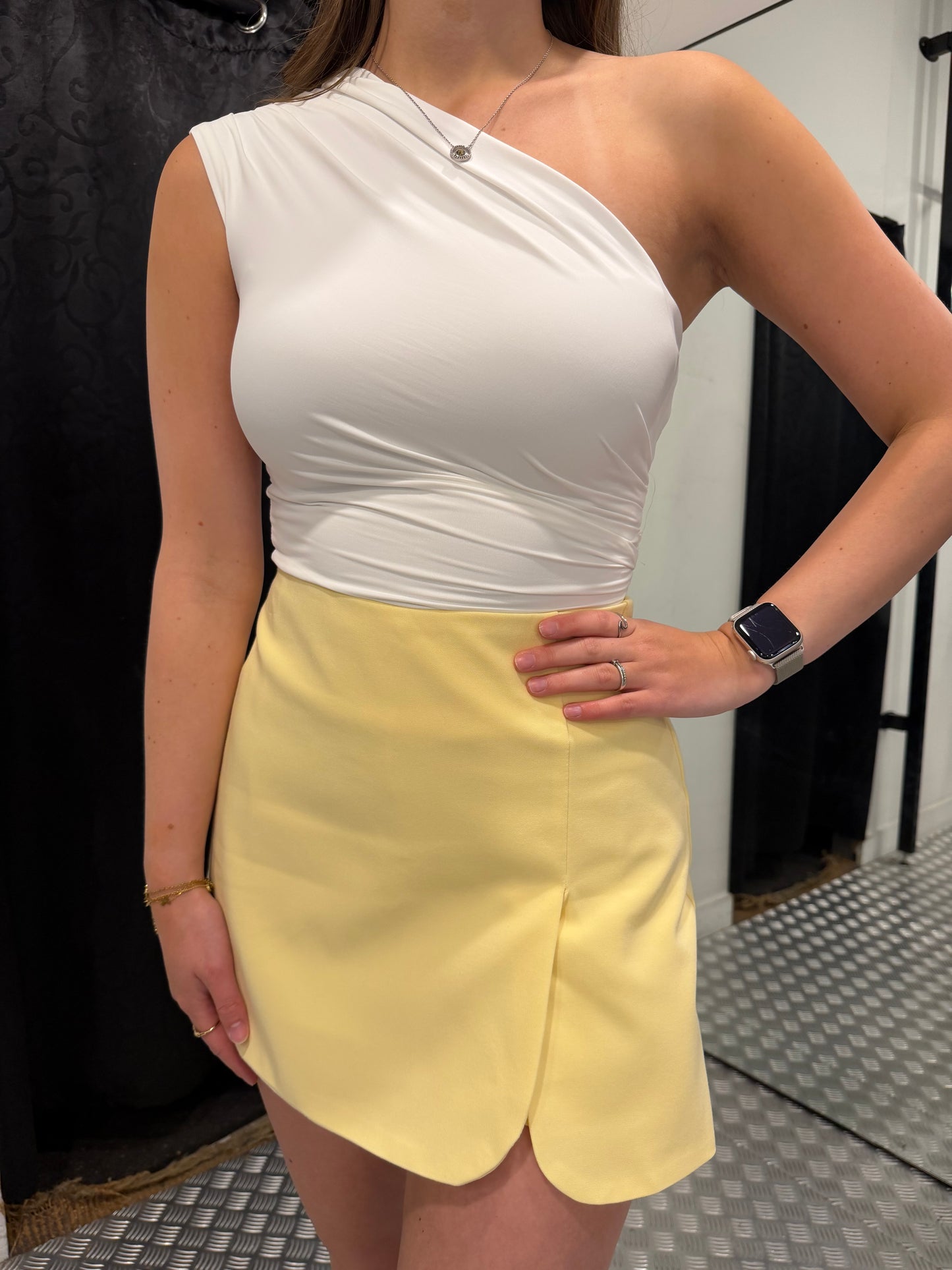 Yellow skort unika