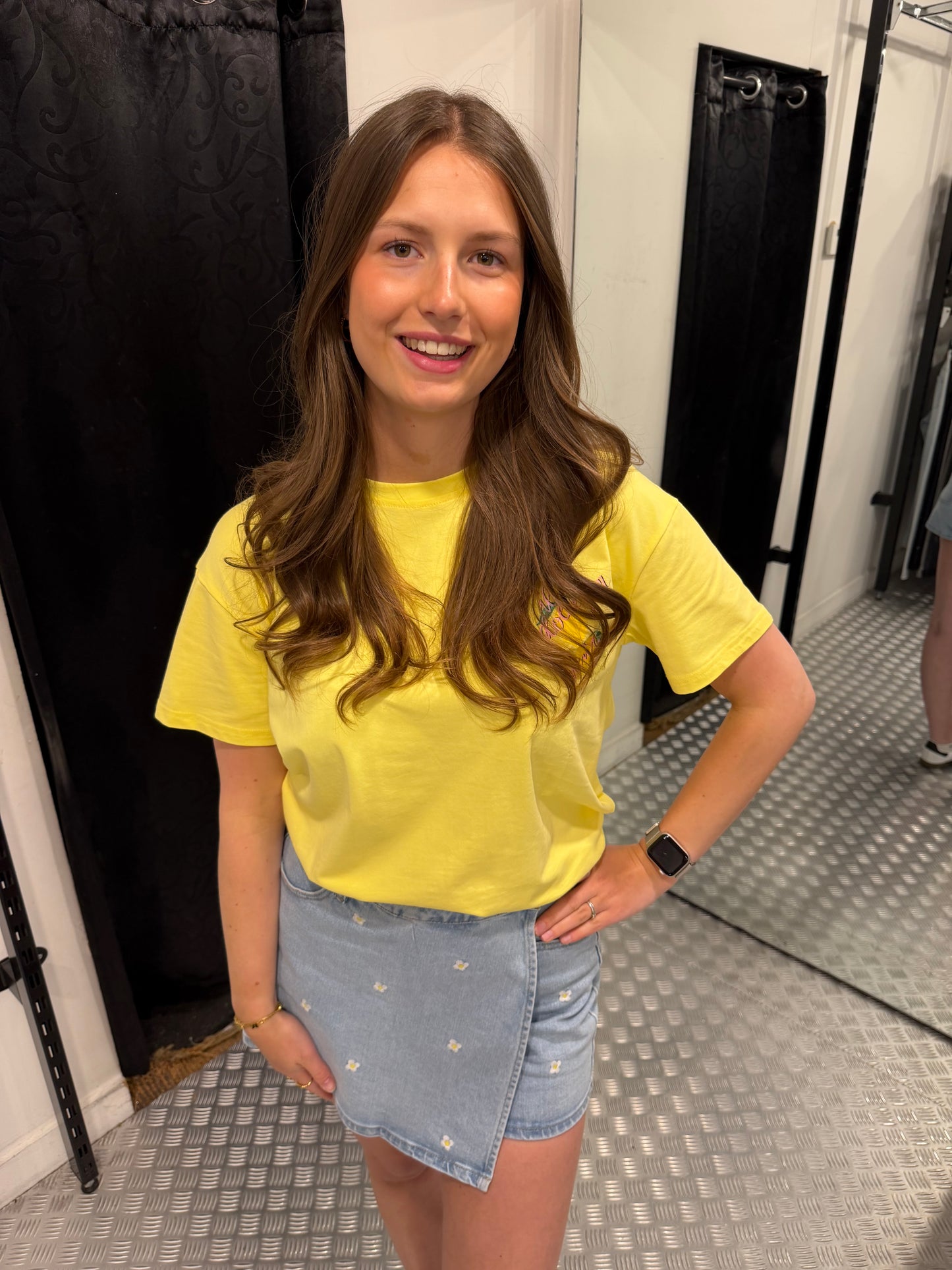 Le citrone yellow tshirt