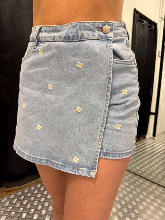 Denim skort sunflowers