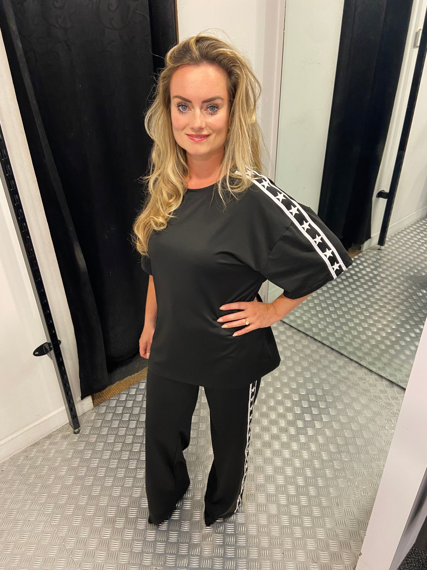 Stars wide pants