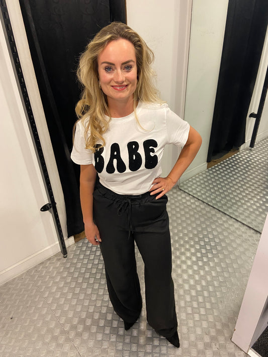 Zwarte broek losvallend