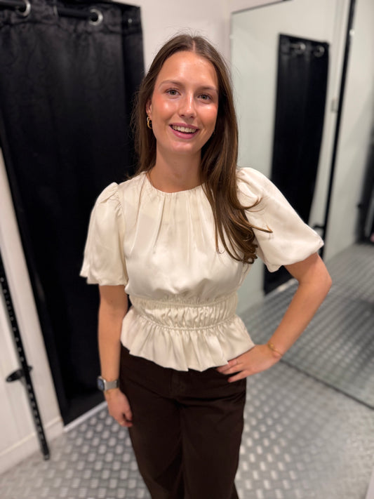 Stella chique peplum top creme