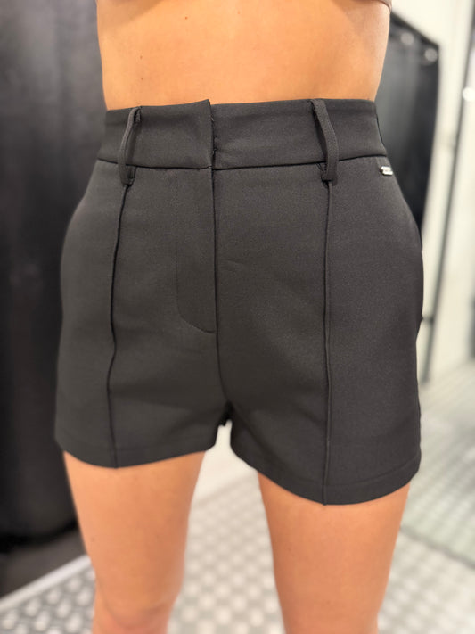 Black suzy short