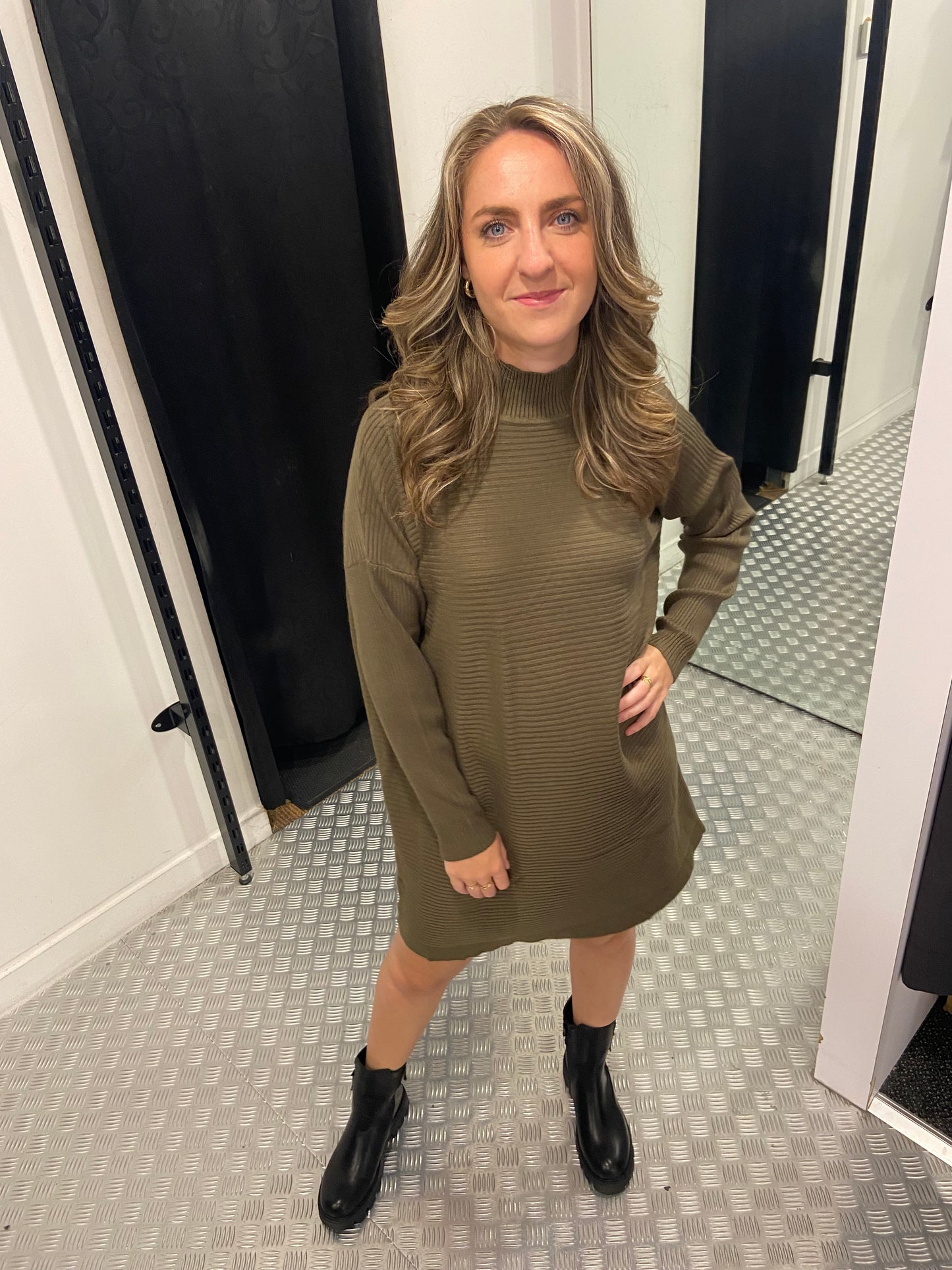 Legergroene striped sweaterdress